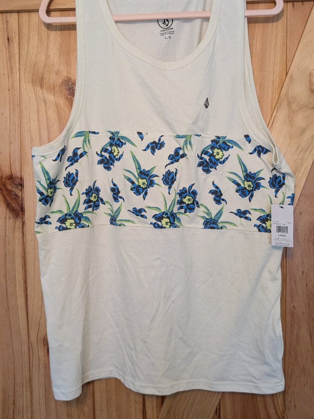 Volcom White Floral Tank Top Size L NWT